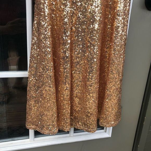 CrystalโDollโ๐พ NWT Gold Copper Ombre Sequin Mermaid Prom Dress Size 9 - Picture 3 of 11